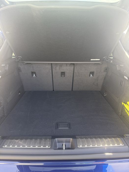 Porsche macan electric 4