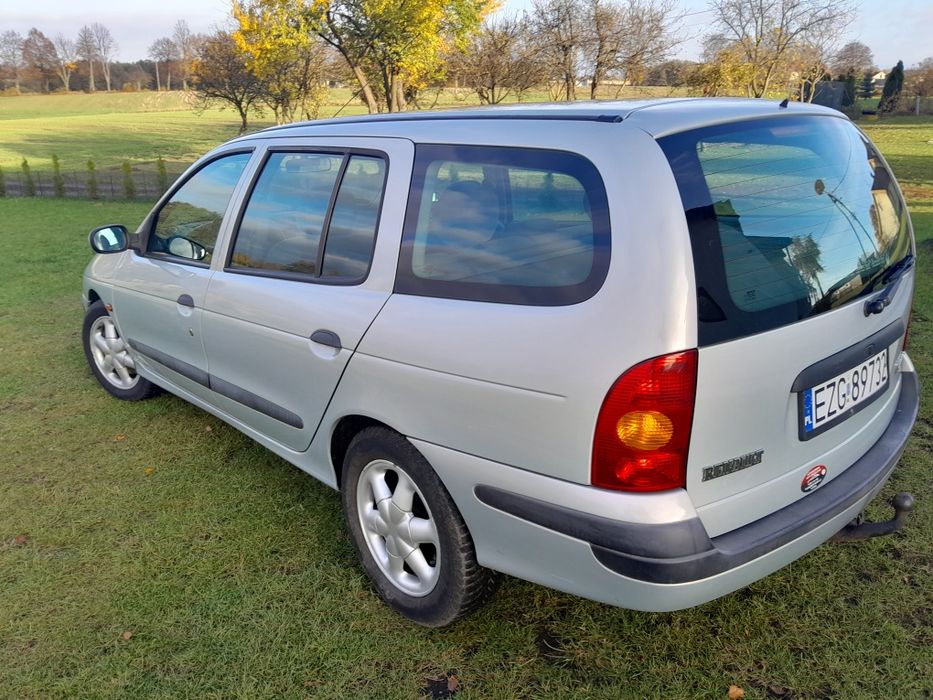 **Renault Megane**Benzyna 16**Ekonomiczna**