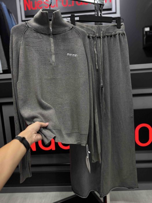 Жіночий костюм в‘язка