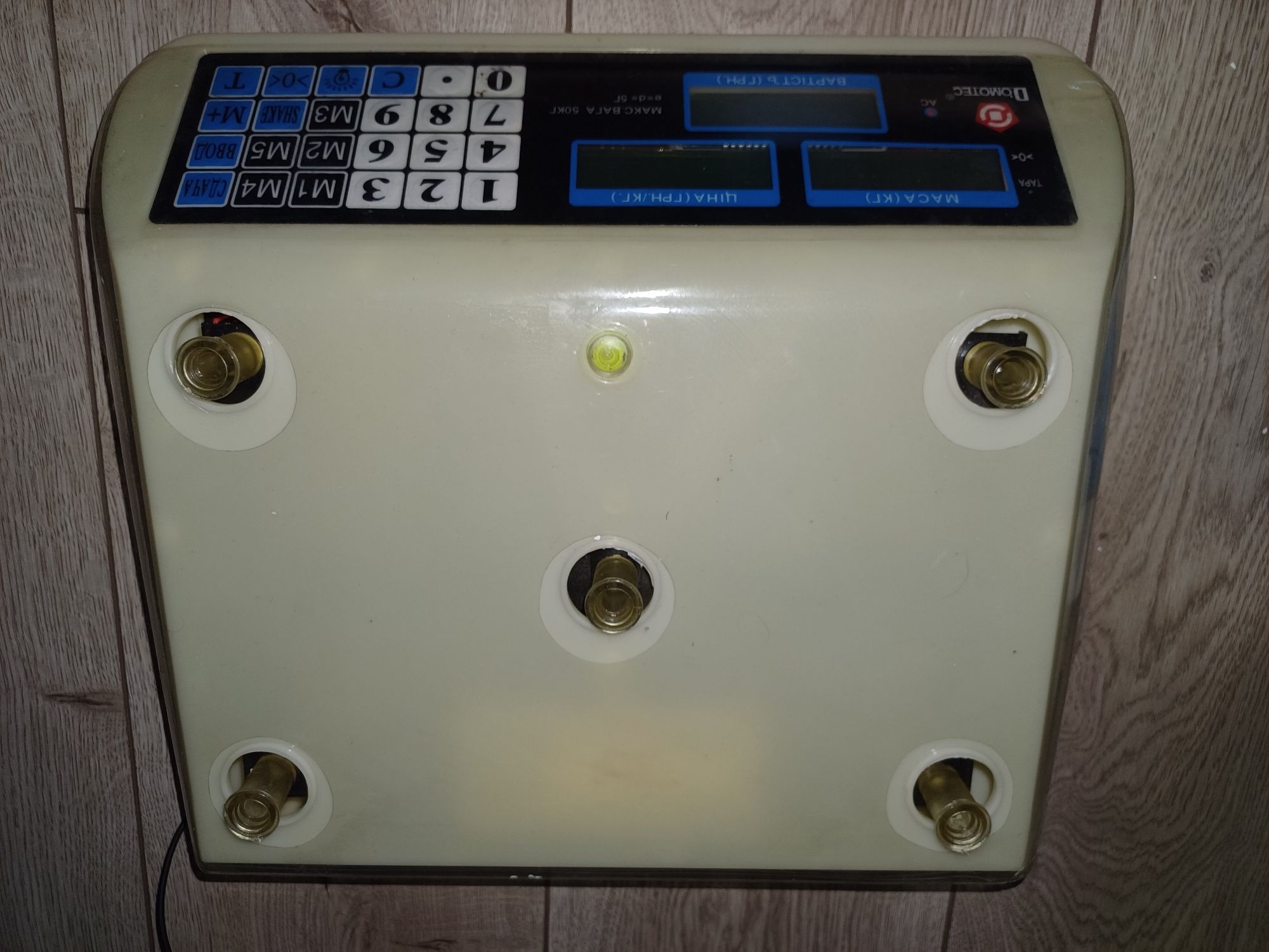 Продам ваги електронні Domotec
