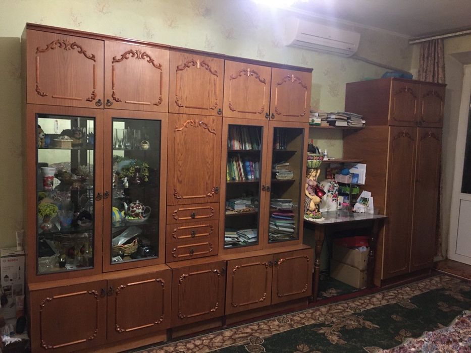 Віддам безкоштовно меблі