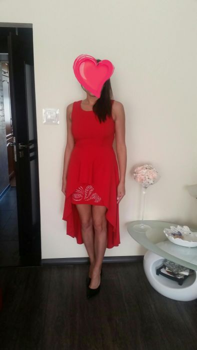 Czerwona sukienka