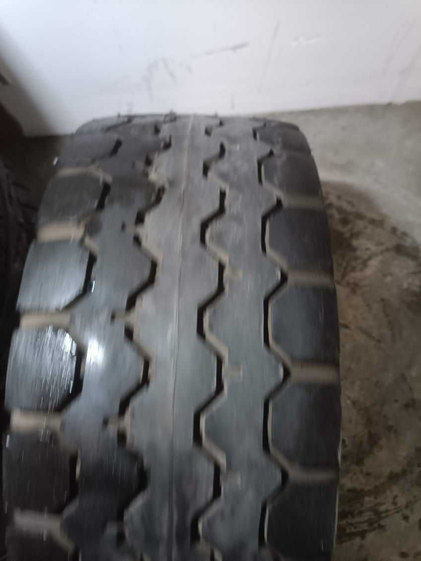Opona używana do wózka widłowego - 23x9-10 PR 18