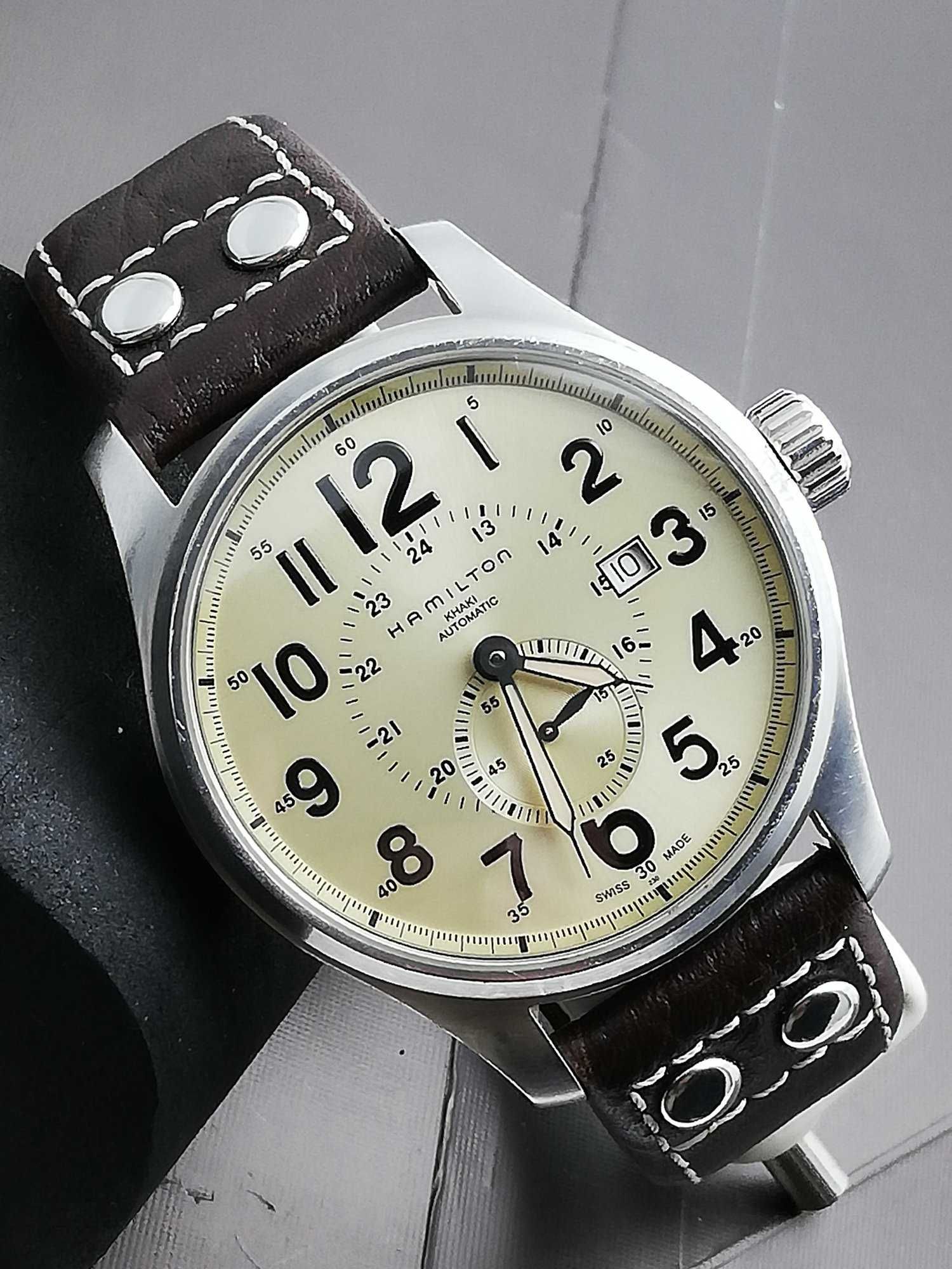 Hamilton Khaki Field Small Second Champagne Dial