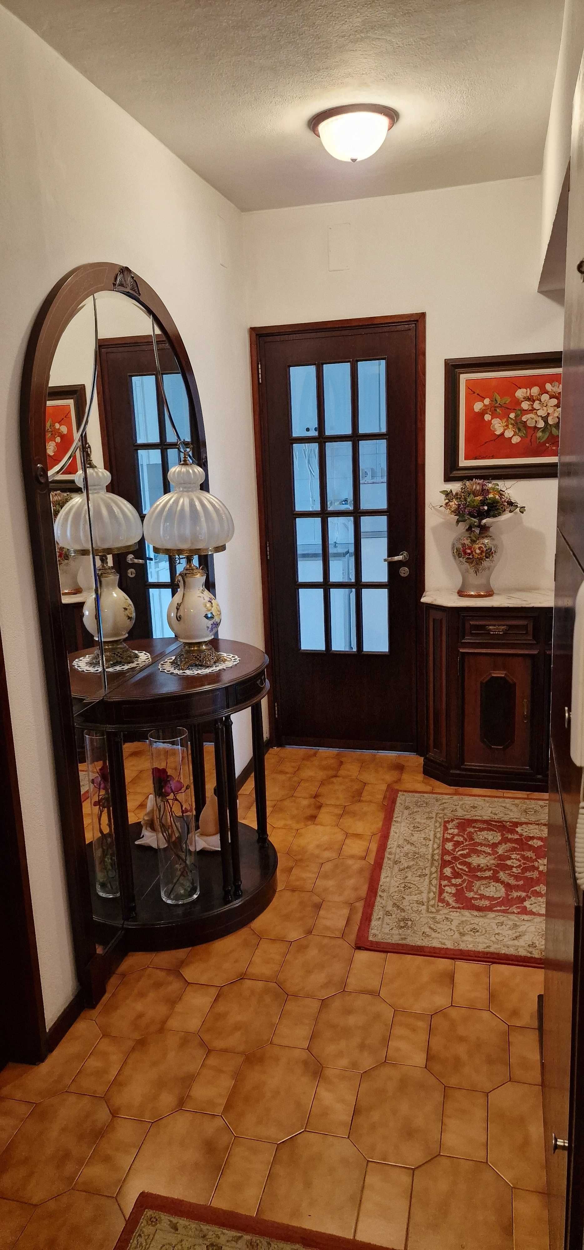 Apartamento T-3 no centro de Fafe