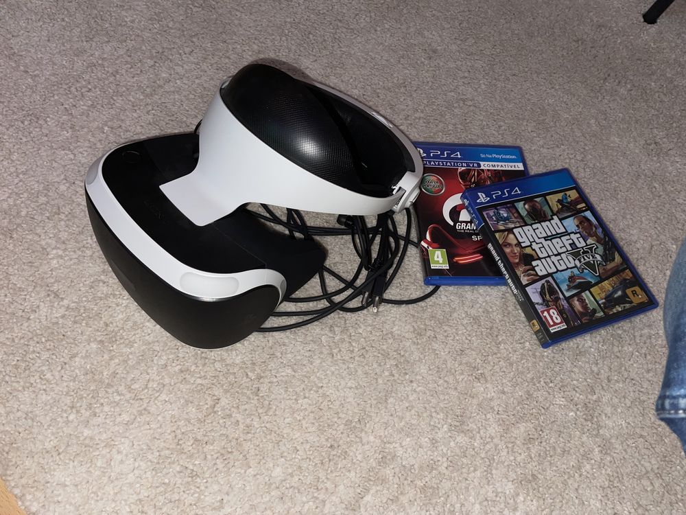 Playstation 4 + VR + Extras