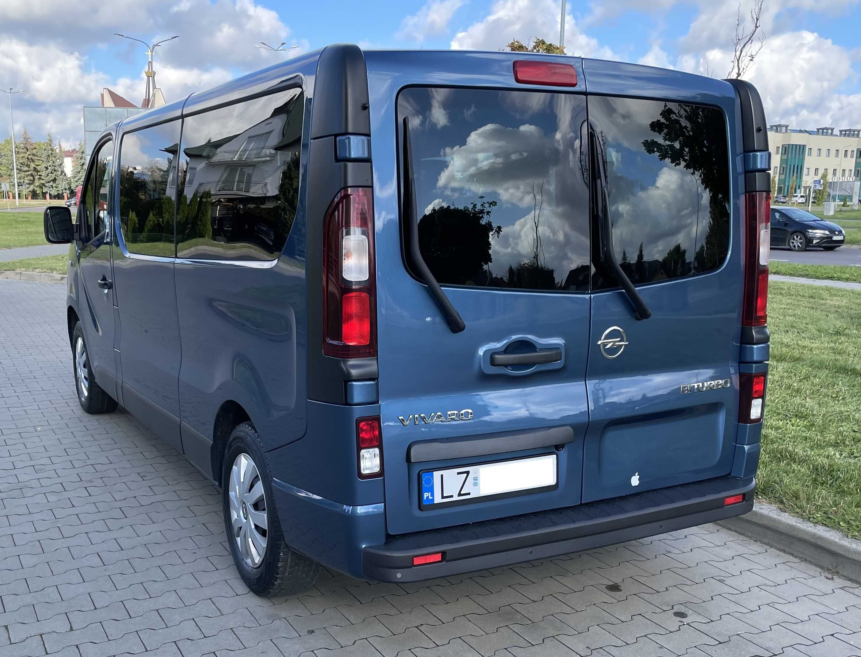 Vivaro Trafic Long 9-osób, Bezwypadkowy, Prywatnie, Zamiana