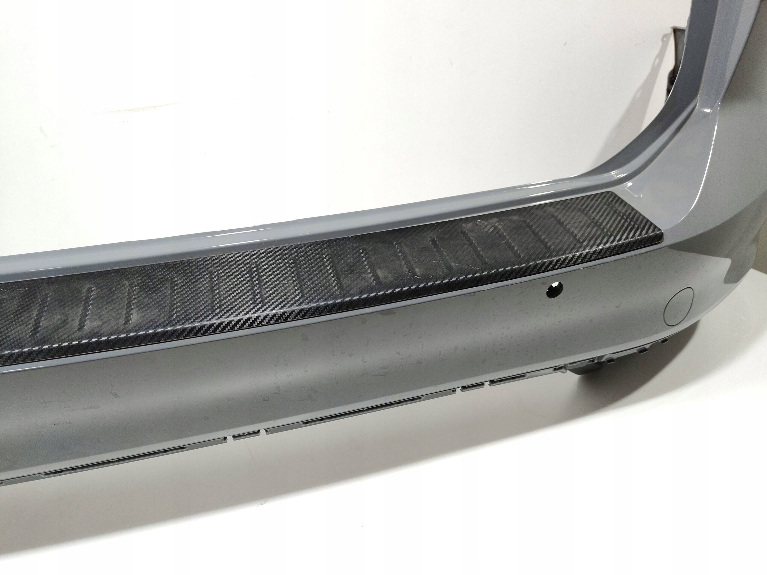 Volkswagen Passat B8 zderzak tylny