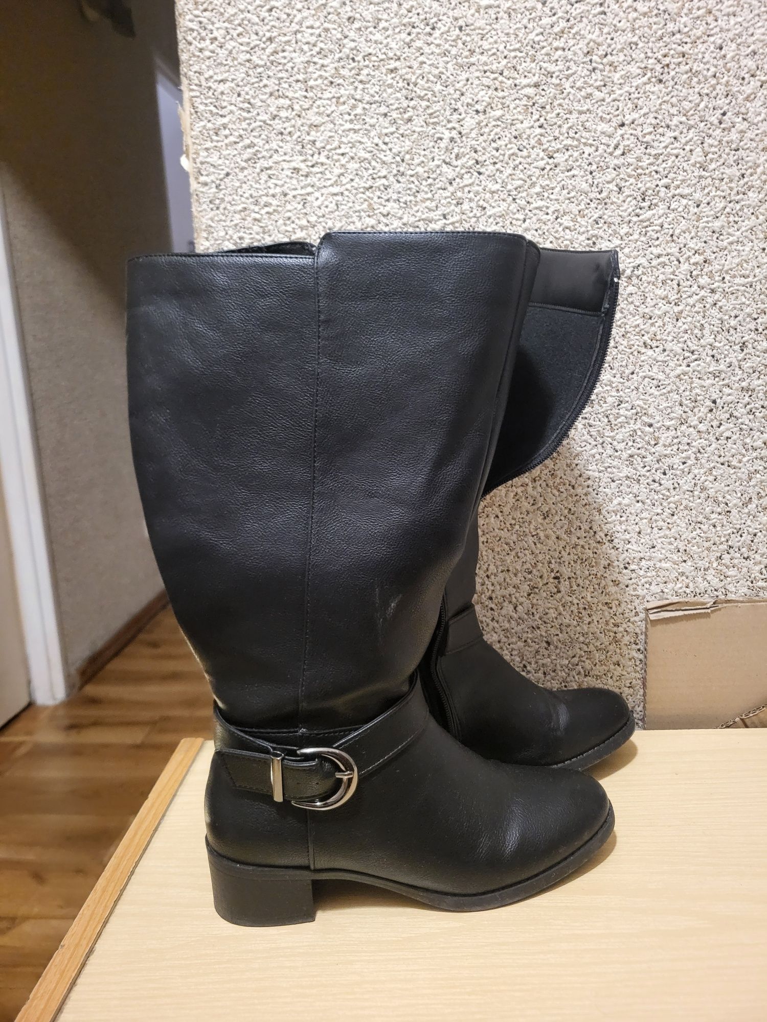 Nowe kozaczki 37