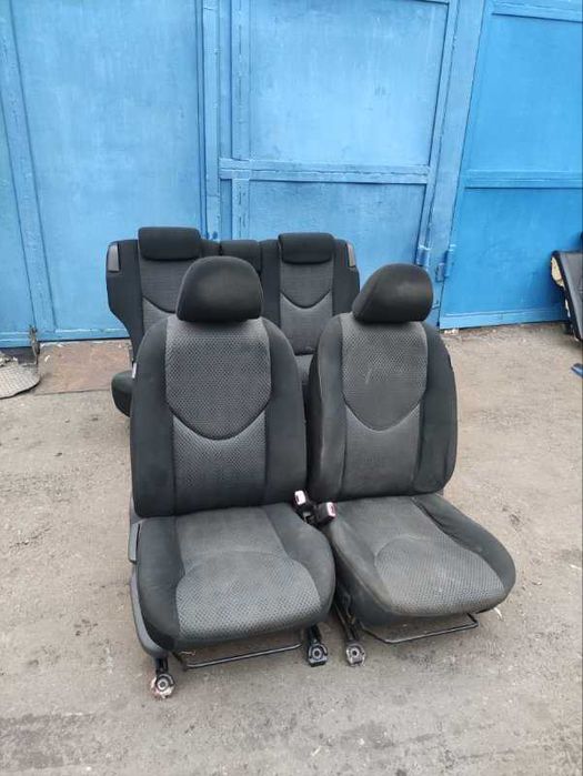 Сиденья комплект Toyota RAV4 (2006-2011) ВНЕДОРОЖНИК 2ADFHV 2007