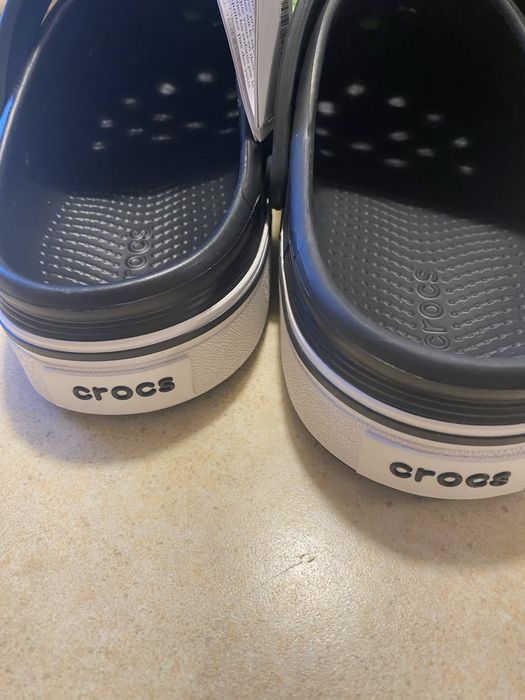 Шльопанці Crocs