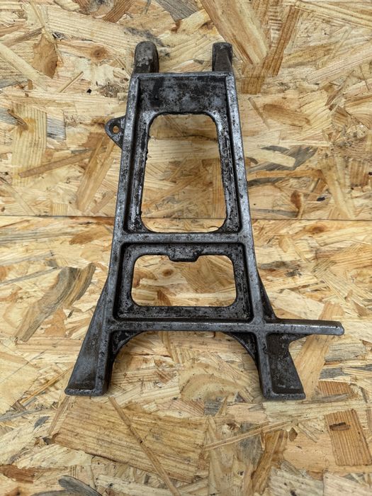 Центральная подножка на минск