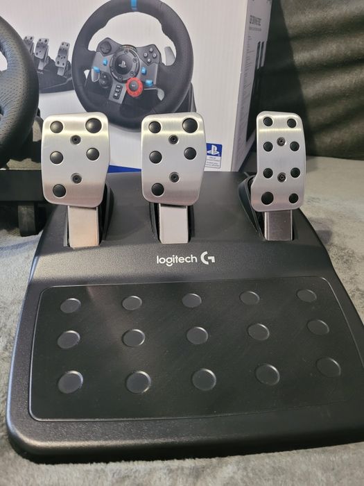 Кермо Logitech g29 PlayStation 3, 4, 5 & PC ,руль.