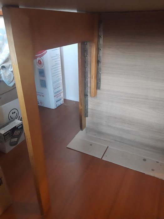 Стіл розкладний.