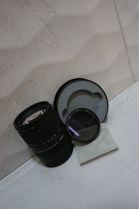 Lente Sigma 18-50mm f/2.8 Sony E mount + Cpl Filtro URTH 55mm