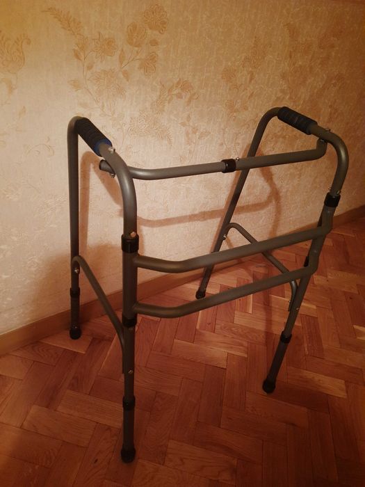 Шагающие ходунки крокуючі ходунки аренда