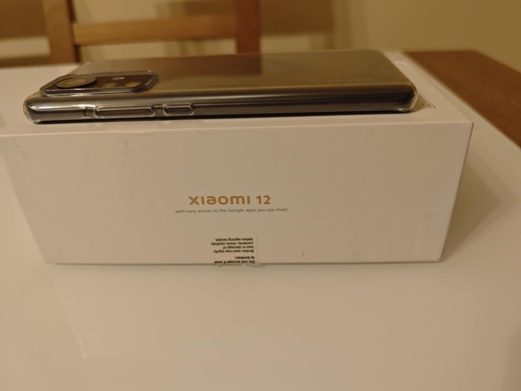 Xiaomi 12 8/256gb