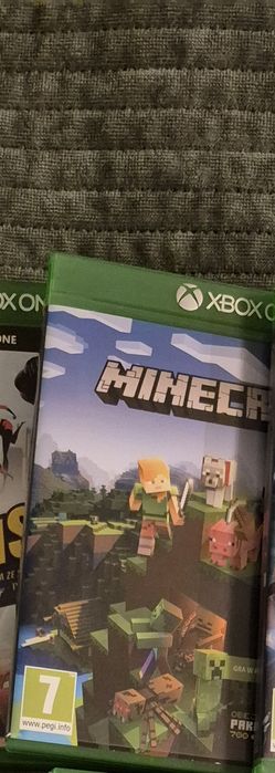 Minecrft.   Xbox