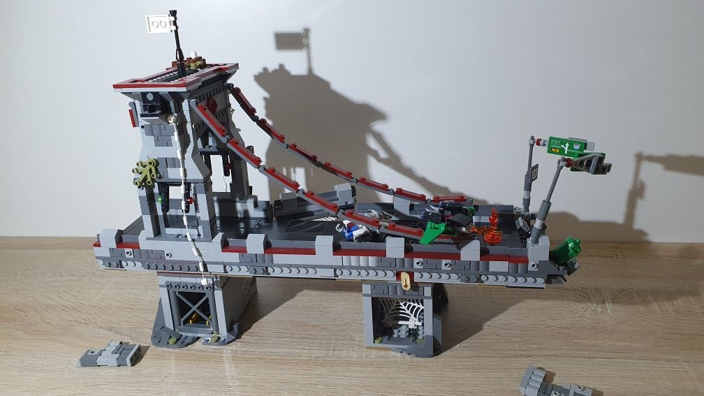 Lego 76057 Spiderman Pajęczy wojownik (BEZ FIGUREK)