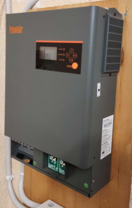 Гібридний інвертор PowMr 6,2 кВт + WiFi