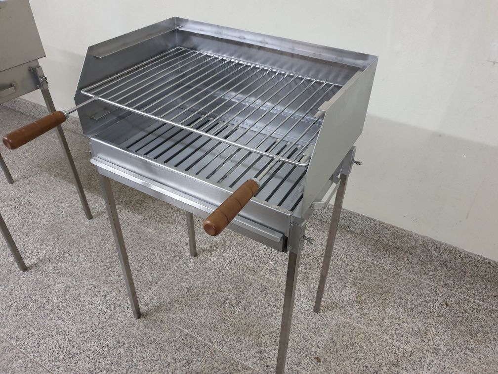 Grelhadores completos em INOX  (pode ser feito por medida)