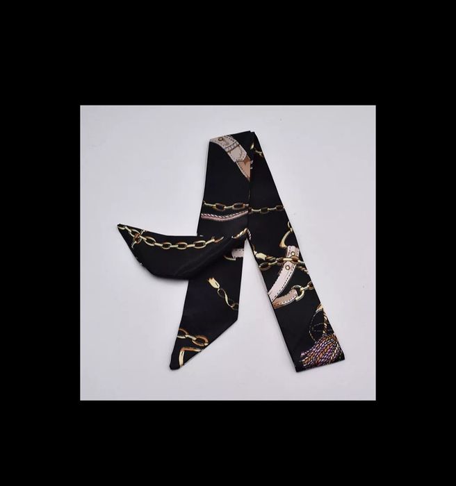 Mały czarny szalik wstążka torebka apaszka