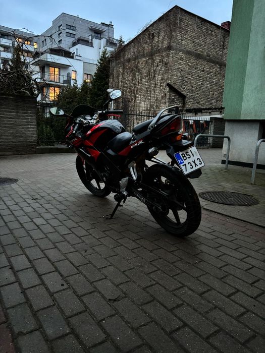 Honda CBR 125r jc39