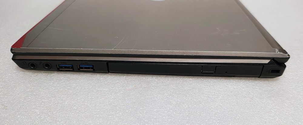 Fujitsu Lifebook Intel Core i5 Ram 8 GB SSD 256 GB Win 10 Open Office