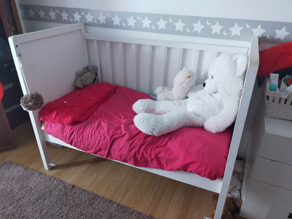Cama ou berçário infantil c OFERTA de colchão nunca usado praticamente