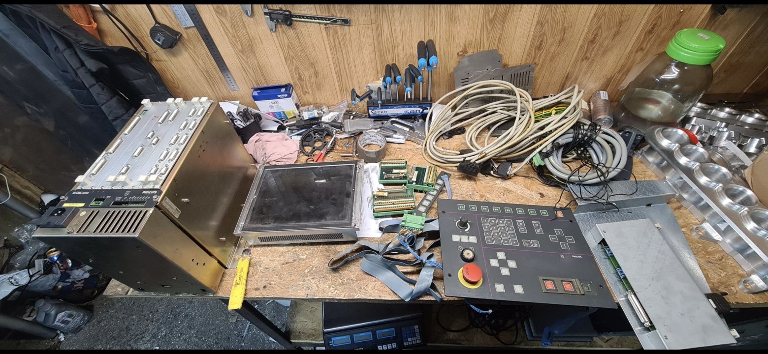 Deckel Maho Gr400C Philips 532 sterowanie sterownik komputer kompletn