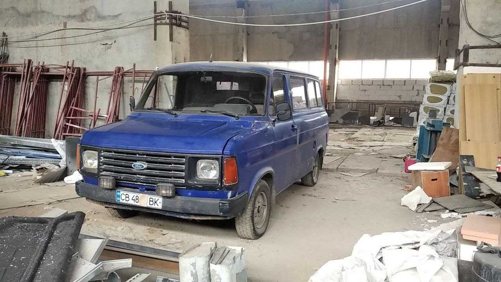 Форд Транзит II  (бегемот)