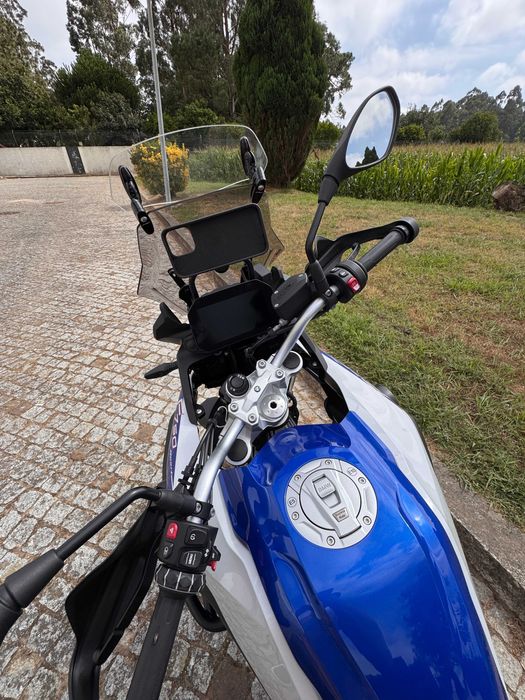 BMW F 750 GS – 2023 – 1380 km – Garantia até 2028