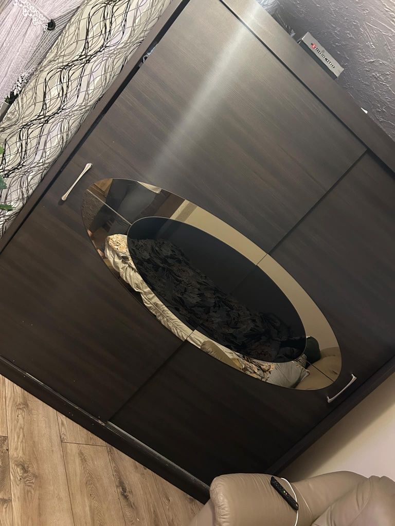 Sprzedam szafę dl 200 cm