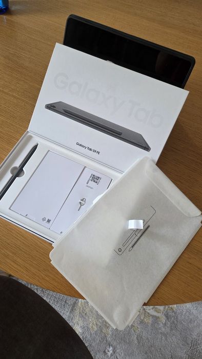 Samsung GalaxyTab S9 FE + etui + klawiatura BT. gwarancja