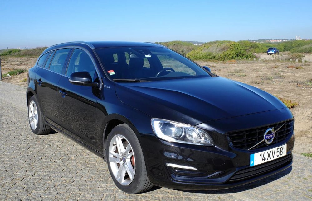 Volvo V60 D6 Plug-In-Hybrid AWD Geartronic Summum