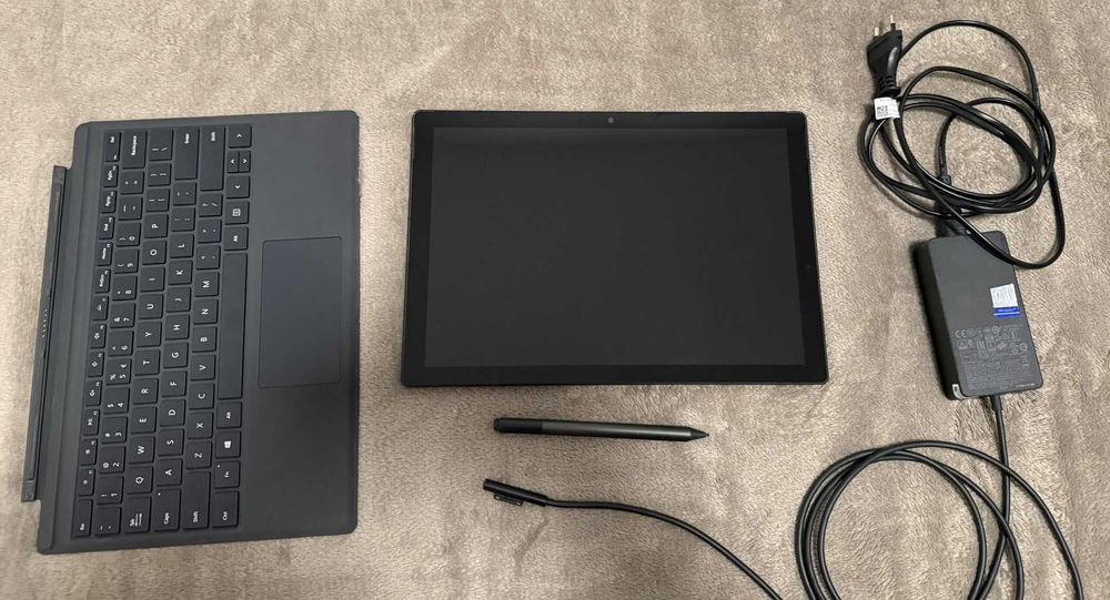 Surface Pro 6 – i7/16GB RAM/512GB SSD + GWARANCJA + AKCESORIA