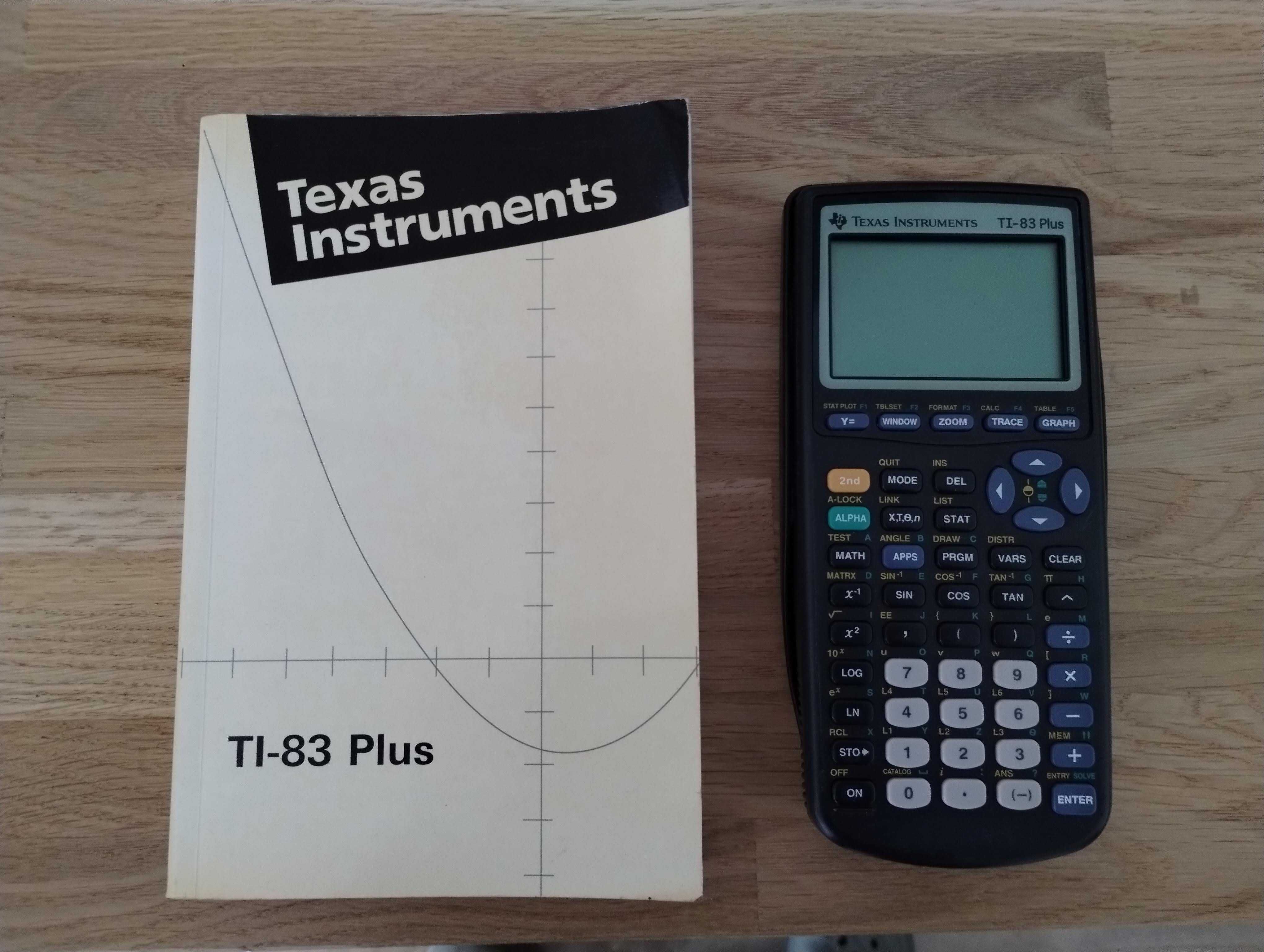 Texas Instruments TI-83 Plus (+ Livro)