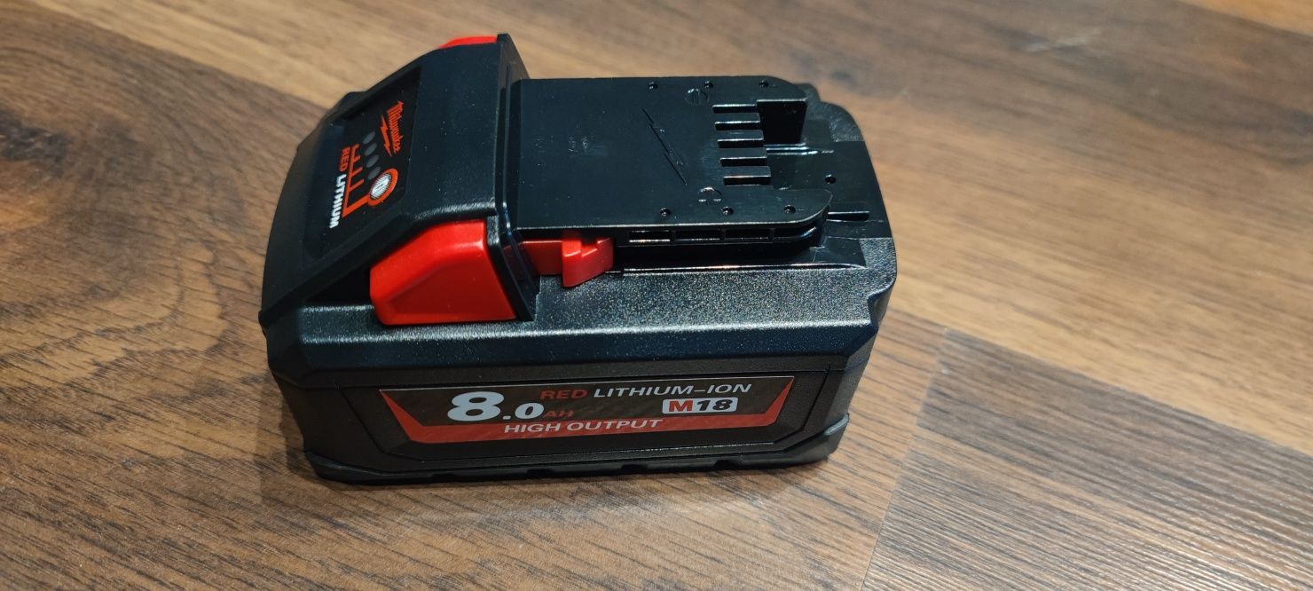 Nowy Akumulator Li-Ion Milwaukee 18 V 8 Ah