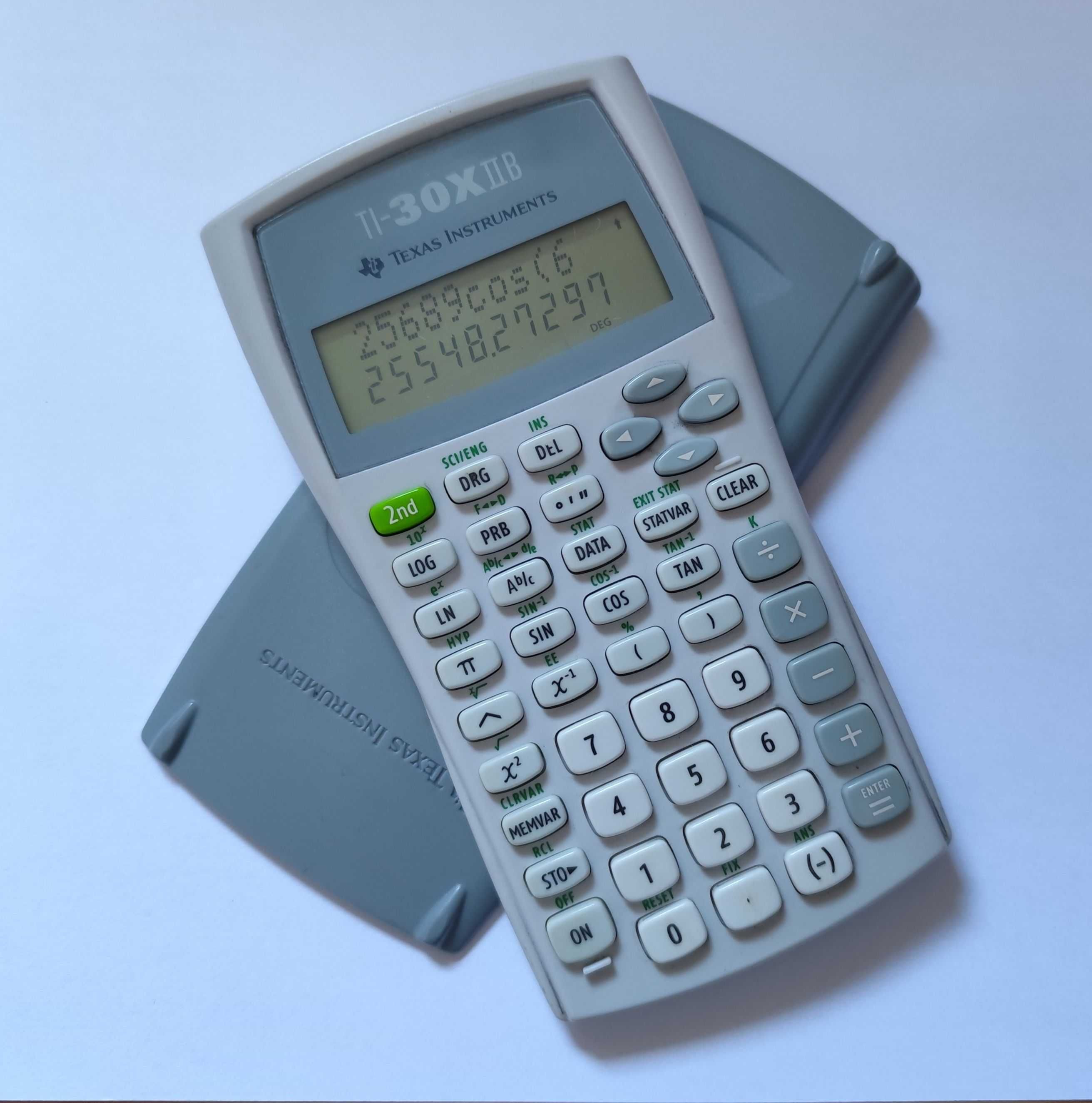 Calculadora científica -Texas Instruments - TI-30X II B