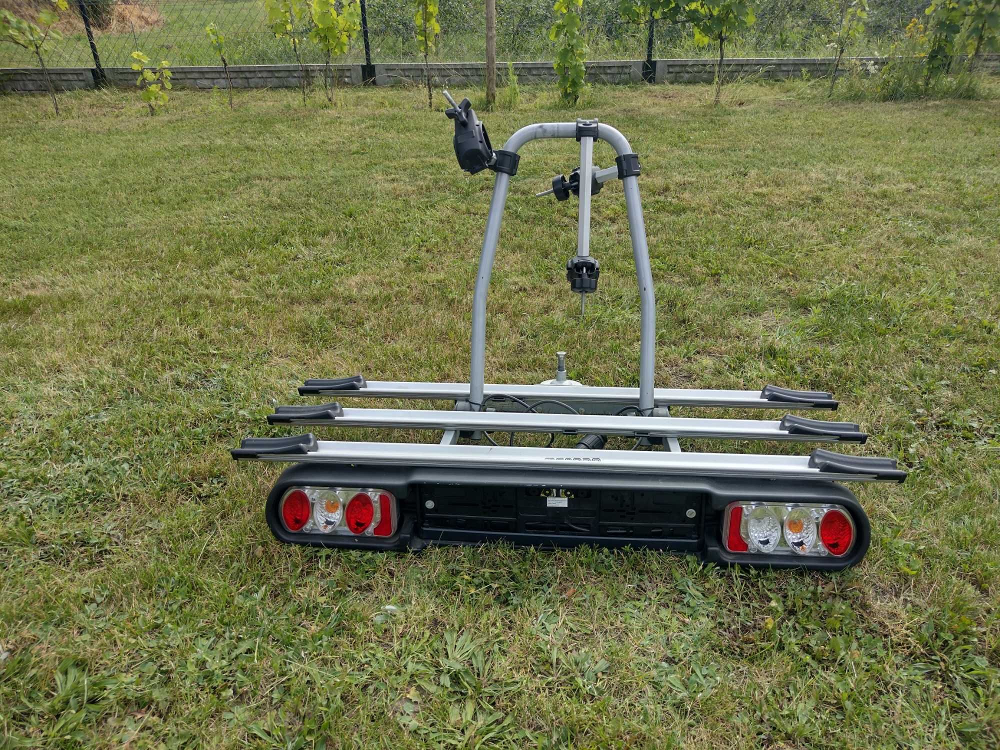 Bagażnik/stojak  rowerowy na hak 3 rowery