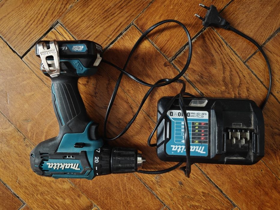 Шуруповерт Makita df333d