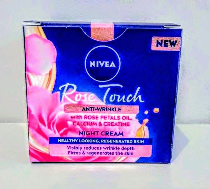 Nivea Rose Touch krem Przeciwzmarszczkowy na noc 50 ml