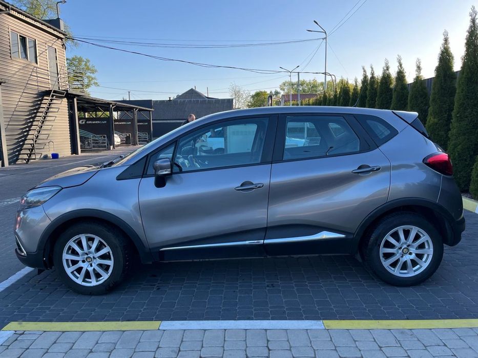 Срочно продам кросовер Renault Captur 1.5 tdc ‼️ в гарному стані
