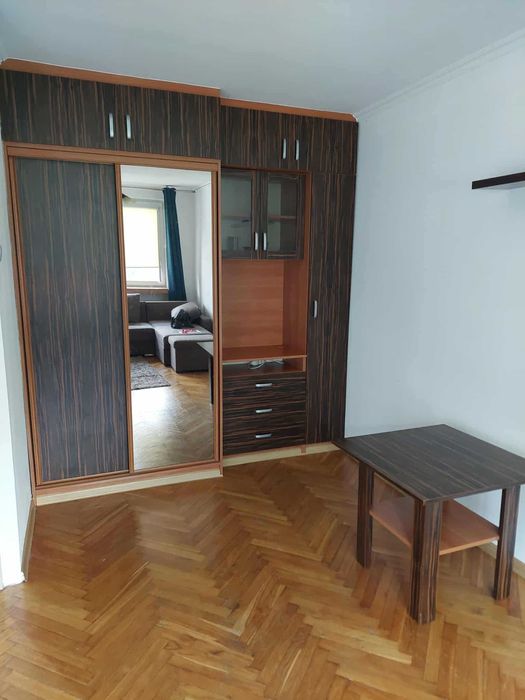 Komplet mebli pokojowych