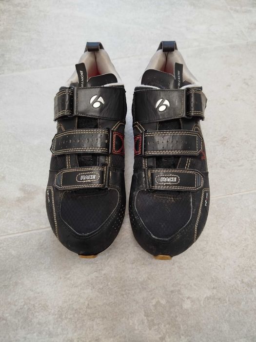 Pedais de Encaixe Shimano PDM520 + Sapatos Bontrager