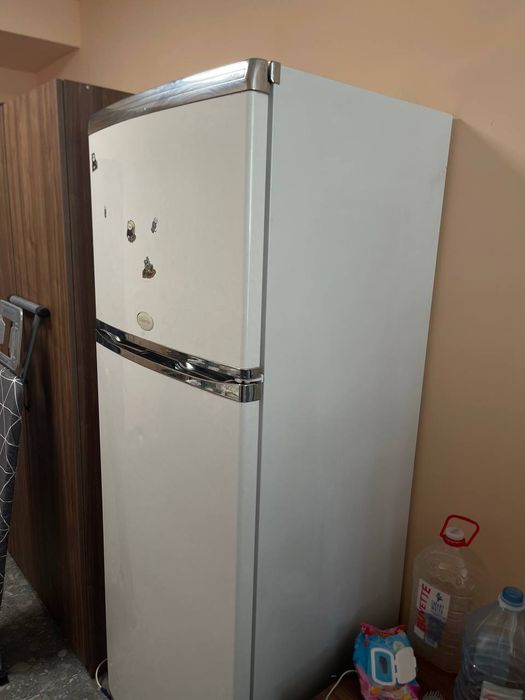 Холодильник Б/У. Лише САМОВИВІЗ!
