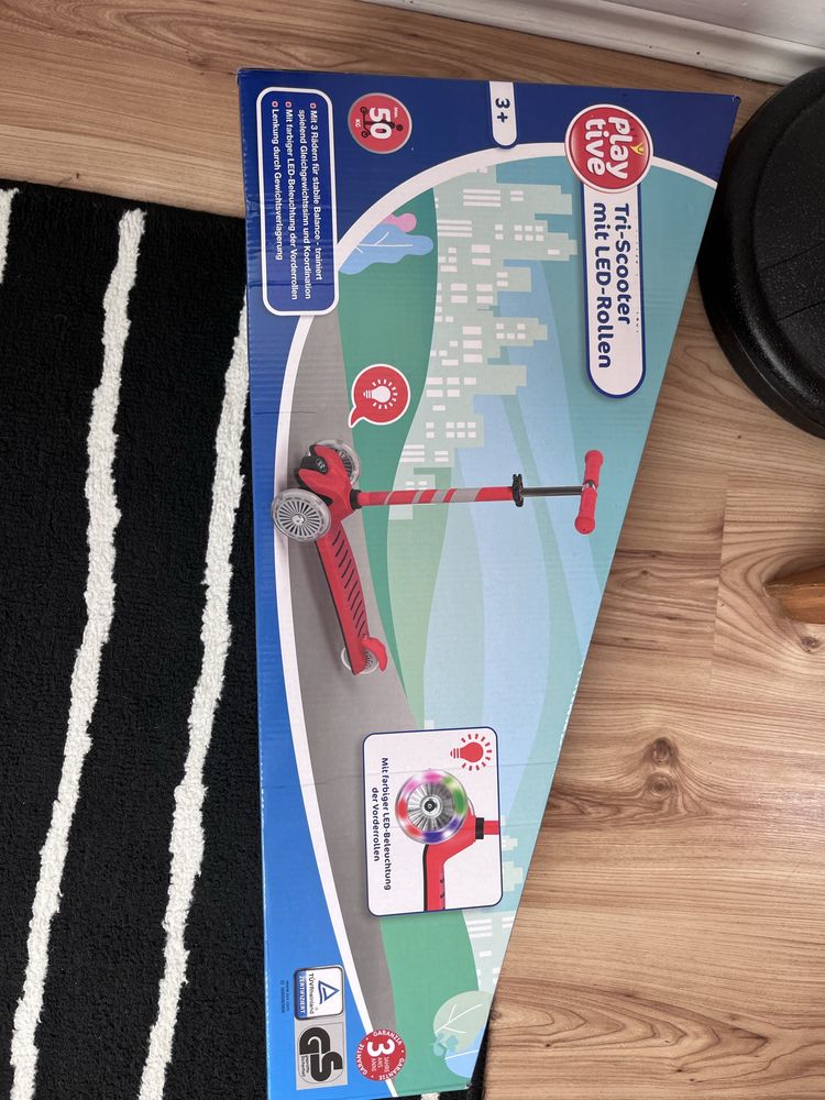 Nowa Playtive Hulajnoga dwukołowa lub trójkołowa swiecaca