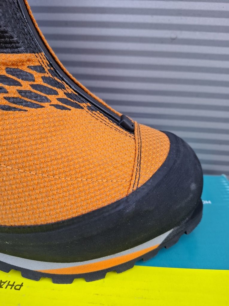 Buty wysokogórskie Scarpa phantom 8000 zintegrowane stuptuty r. 38
