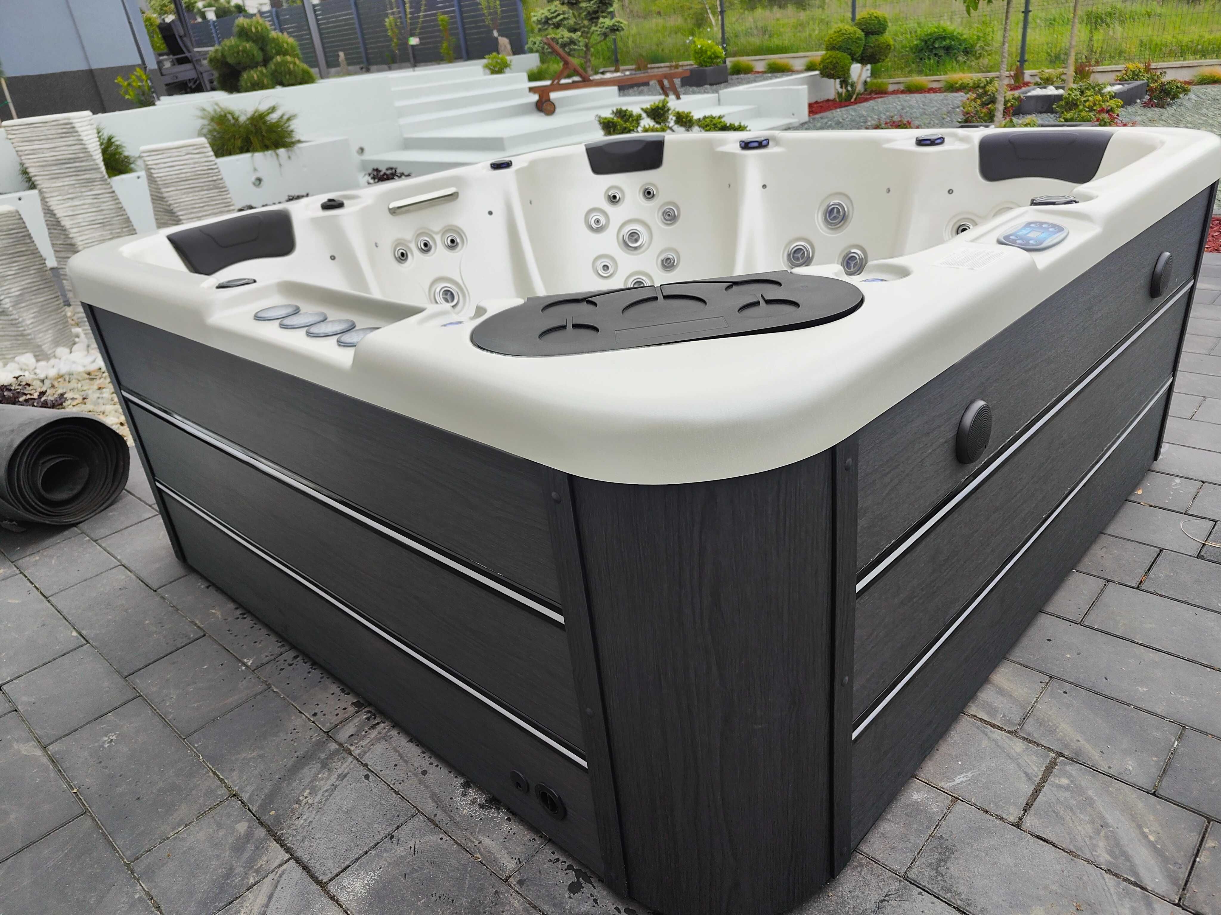 Nowe jacuzzi ogrodowe Balboa , aristech , LED RGB , bluetooth, 218x218