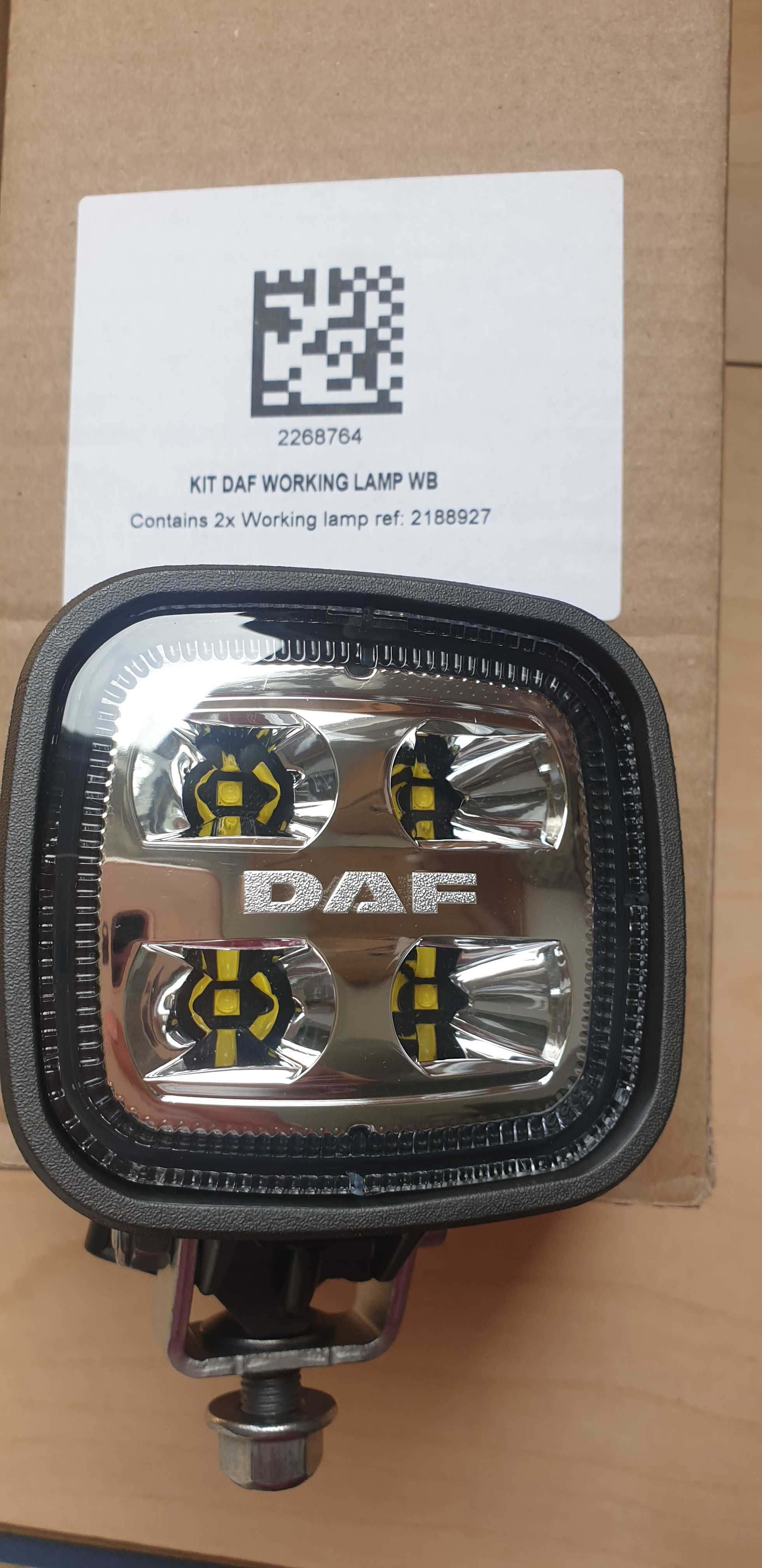 Komplet dwóch lamp DAF